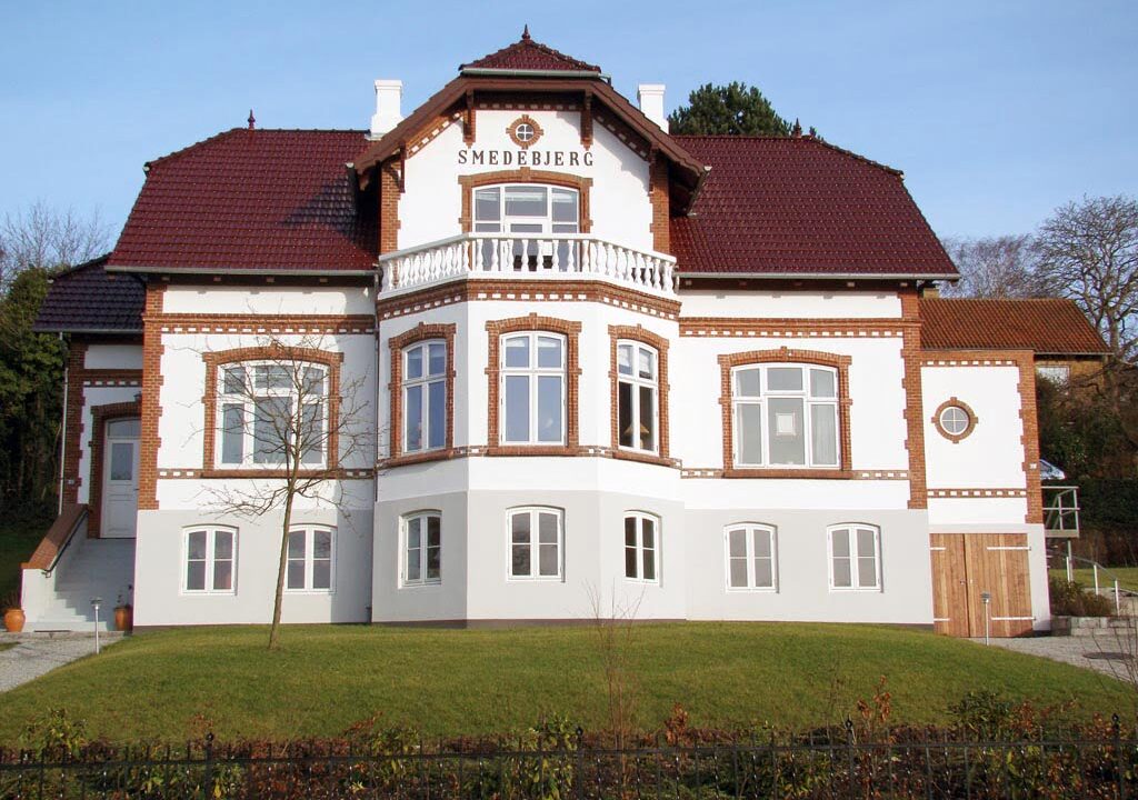 6200_Lindsnakkevej - Rockidan Maling af facade på villa i Aabenraa 2014