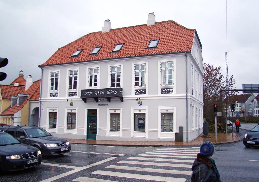 Maling af facade – Hjørneejendom
