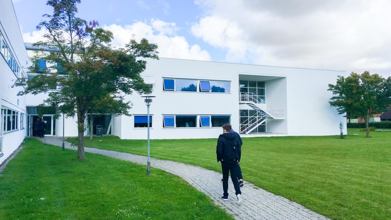 web-6-1 - Rockidan Maling af facade – Høje Taastrup Gymnasium