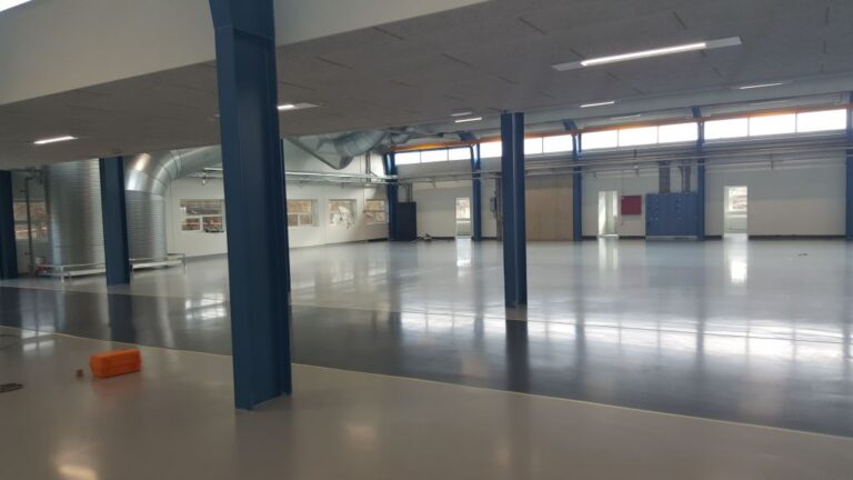 Fabriksgulv Linak